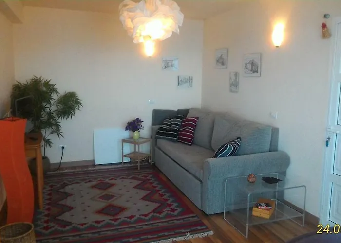 La Pardela Oceanfront Apartmán *