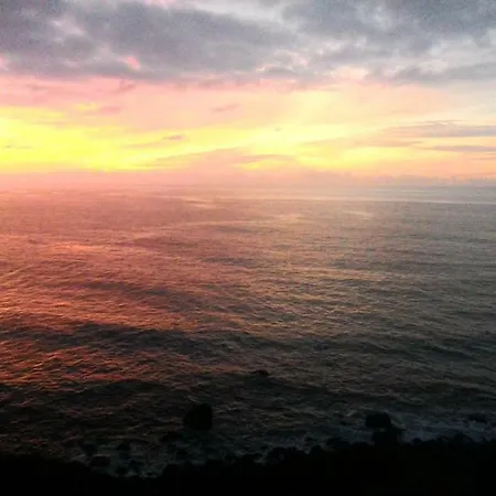 La Pardela Oceanfront Apartamento